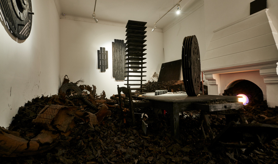 Andrew Sunley Smith, Carbon Supremacy, 2015–17, mixed media, dimensions variable. Photo by Rebecca Mansell