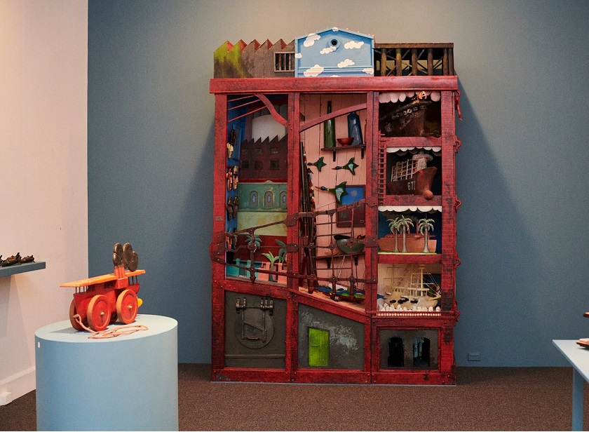 Stuart Elliott, Fremantle,1988, wood, acrylic paint, cardboard, steel, china, sisal 261 x 210 x 84cm Commissioned by Spare Parts Puppet Theatre 1988 Donated to City of Fremantle 2018 City of Fremantle Art Collection no. 1516